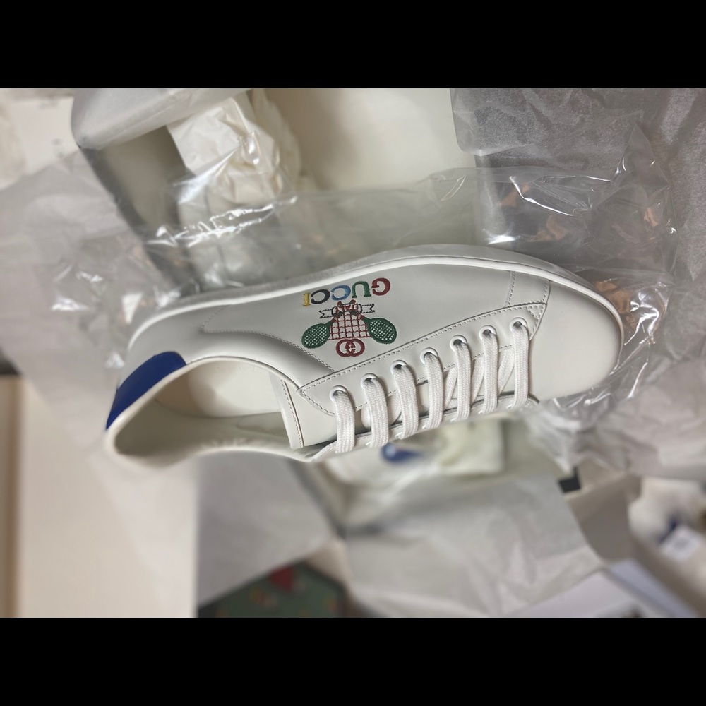 🌟GUCCI 🌟 - Picture 3 of 8
